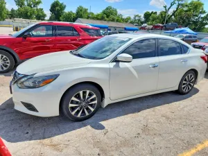 Nissan Altima 2.5L 4 2017