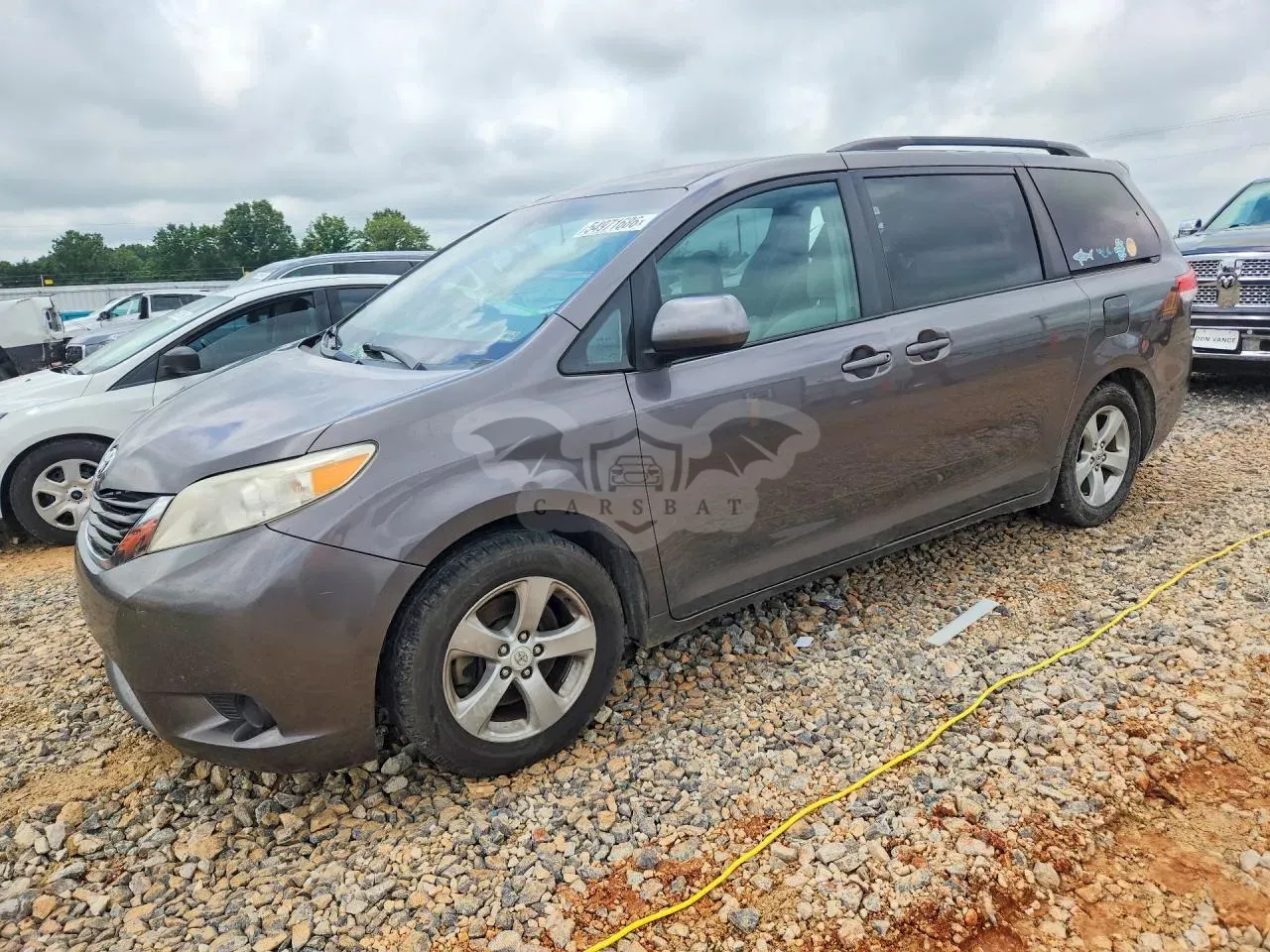 Toyota Sienna 3.5L 6 2012
