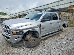 RAM 2500 6.4L 8 2015