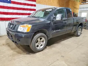 Nissan Titan 5.6L 8 2011