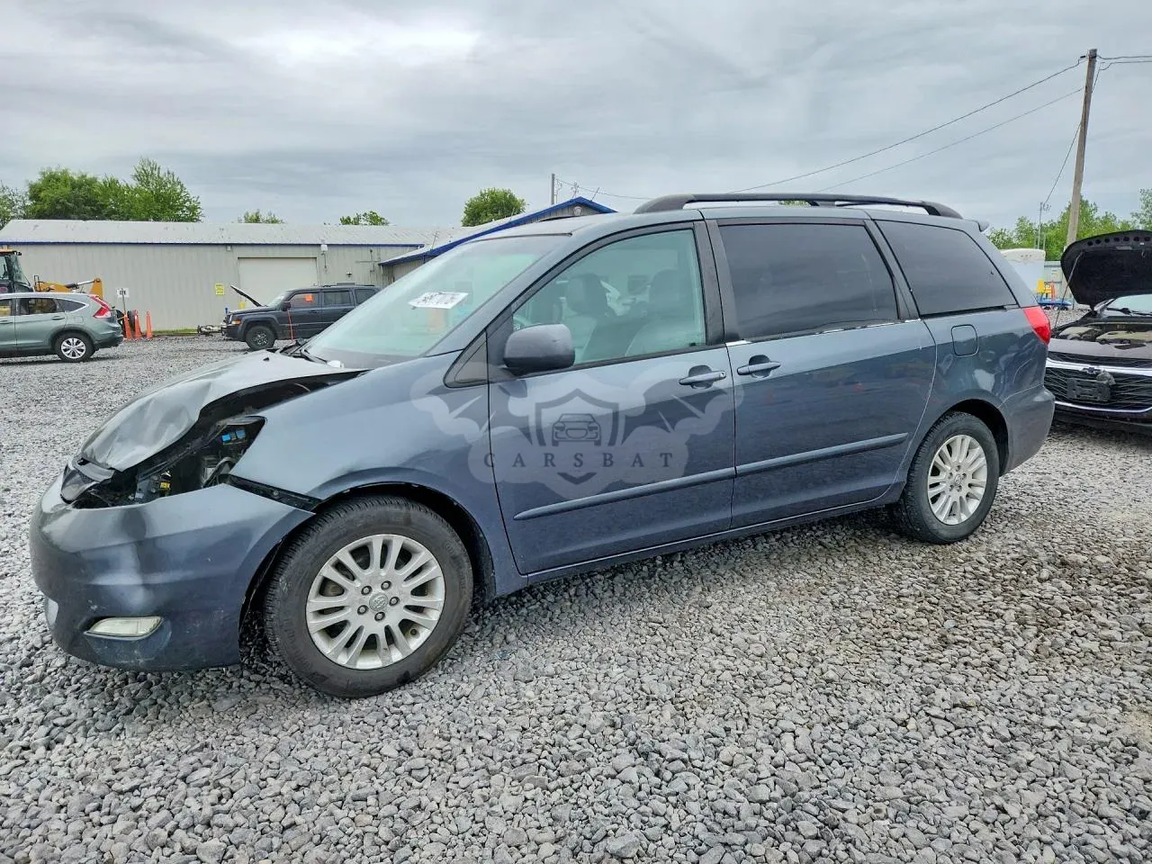 Toyota Sienna 3.5L 6 2010