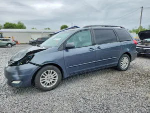 Toyota Sienna 3.5L 6 2010