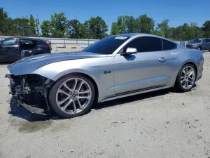 Ford Mustang 5.0L 8 2021