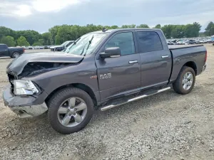 RAM 1500 5.7L 8 2017