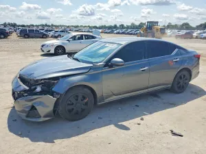Nissan Altima 2.5L 4 2022