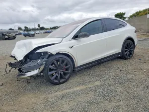 Tesla Model X 2018