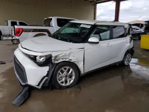 Kia Soul 2.0L 4 2025