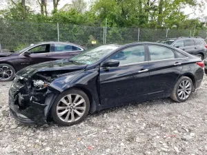 Hyundai Sonata SE 2.4L 4 2012