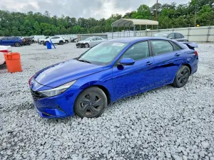 Hyundai Elantra 2.0L 4 2021