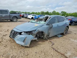 Nissan Sentra 2.0L 4 2025