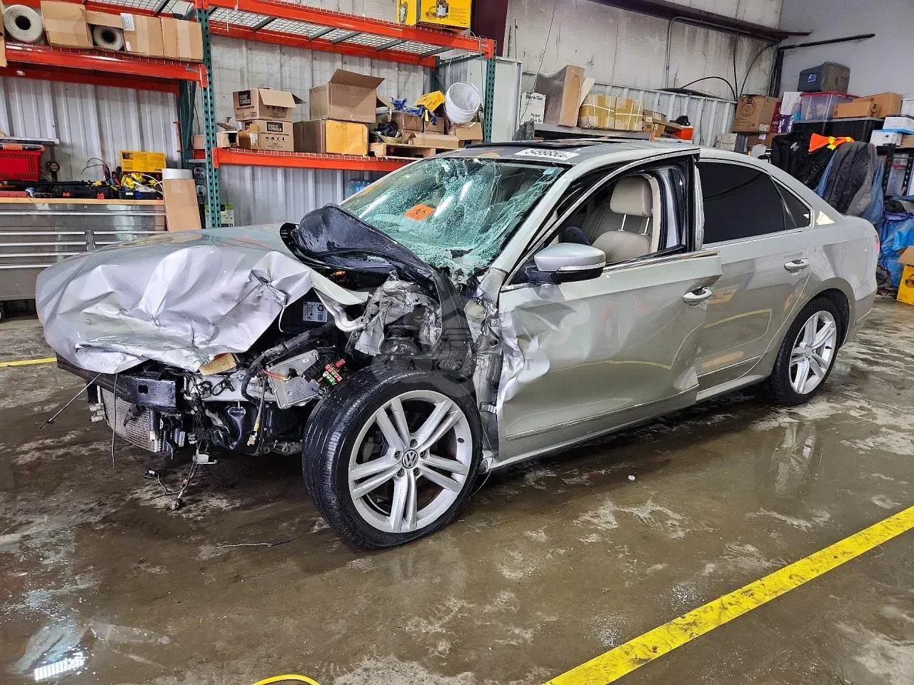 Volkswagen Passat 2.0L 4 2013