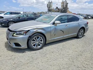 Lexus LS 4.6L 8 2016