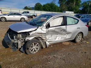 Nissan Versa 1.6L 4 2017