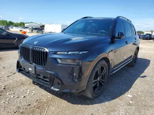 BMW X7 3.0L 6 2023
