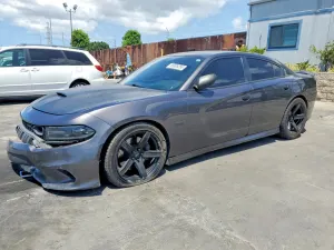 Dodge Charger 6.4L 8 2020