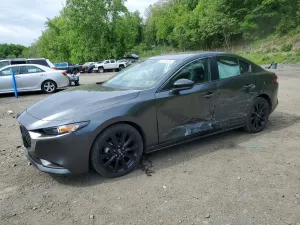 Mazda 3 2.5L 4 2024