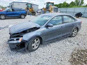 Volkswagen Jetta 2.0L 4 2011
