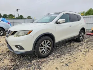 Nissan Rogue 2.5L 4 2015