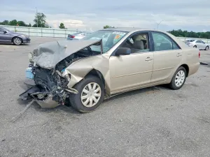Toyota Camry 2.4L 4 2005