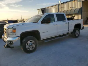 GMC Sierra 6.6L 8 2016