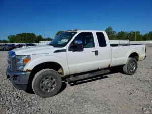 Ford F-250 6.2L 8 2015