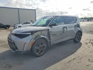 Kia Soul 2.0L 4 2023