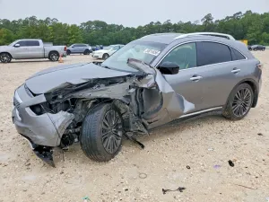 Infiniti QX70 3.7L 6 2017