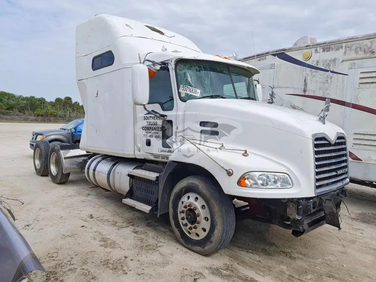 Mack CXU Series 12.7L 6 2012