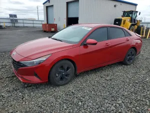 Hyundai Elantra 2.0L 4 2023