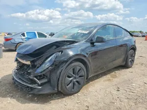 Tesla Model Y 2025
