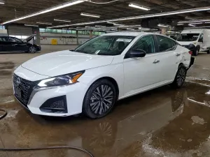 Nissan Altima 2.5L 4 2025