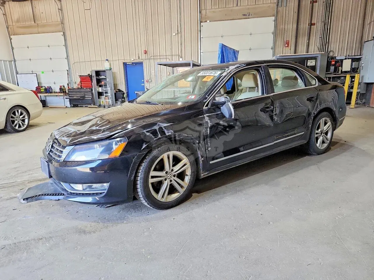 Volkswagen Passat 2.0L 4 2013
