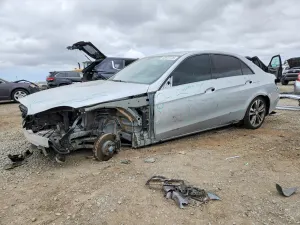 Mercedes-Benz E 3.5L 6 2014