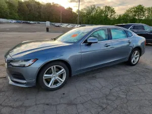 Volvo S90 2.0L 4 2018
