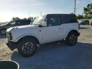 Ford Bronco 2.3L 4 2023