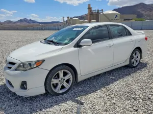 Toyota Corolla 1.8L 4 2013