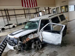 Jeep Patriot 2.0L 4 2016