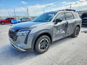 Nissan Pathfinder 3.5L 6 2026