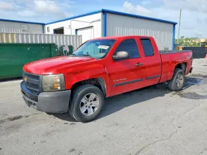 Chevrolet Silverado 1500 4.8L 8 2011