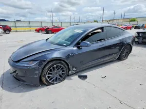 Tesla Model 3 2025