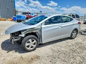 Hyundai Elantra 1.8L 4 2015