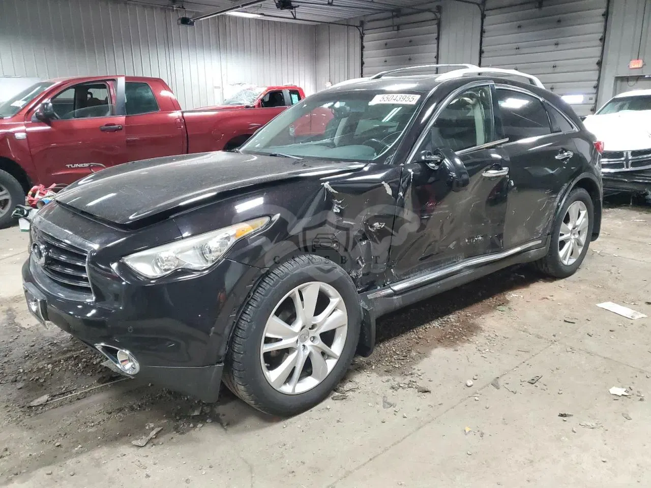 Infiniti QX70 3.7L 6 2014