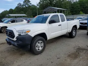 Toyota Tacoma 2.7L 4 2022