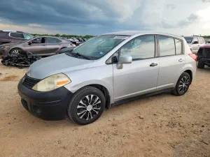 Nissan Versa 1.8L 4 2011