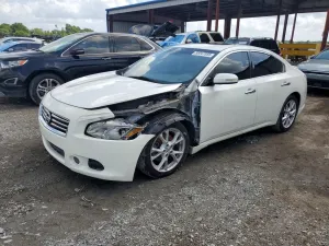 Nissan Maxima 3.5L 6 2013