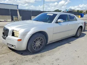Chrysler 300 2.7L 6 2010