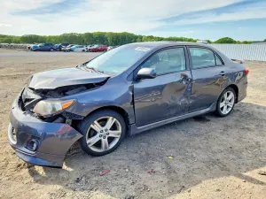 Toyota Corolla 1.8L 4 2013