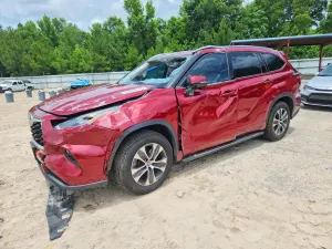 Toyota Highlander 3.5L 6 2021