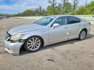 Lexus LS 4.6L 8 2010