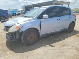 Nissan Versa 1.8L 4 2010